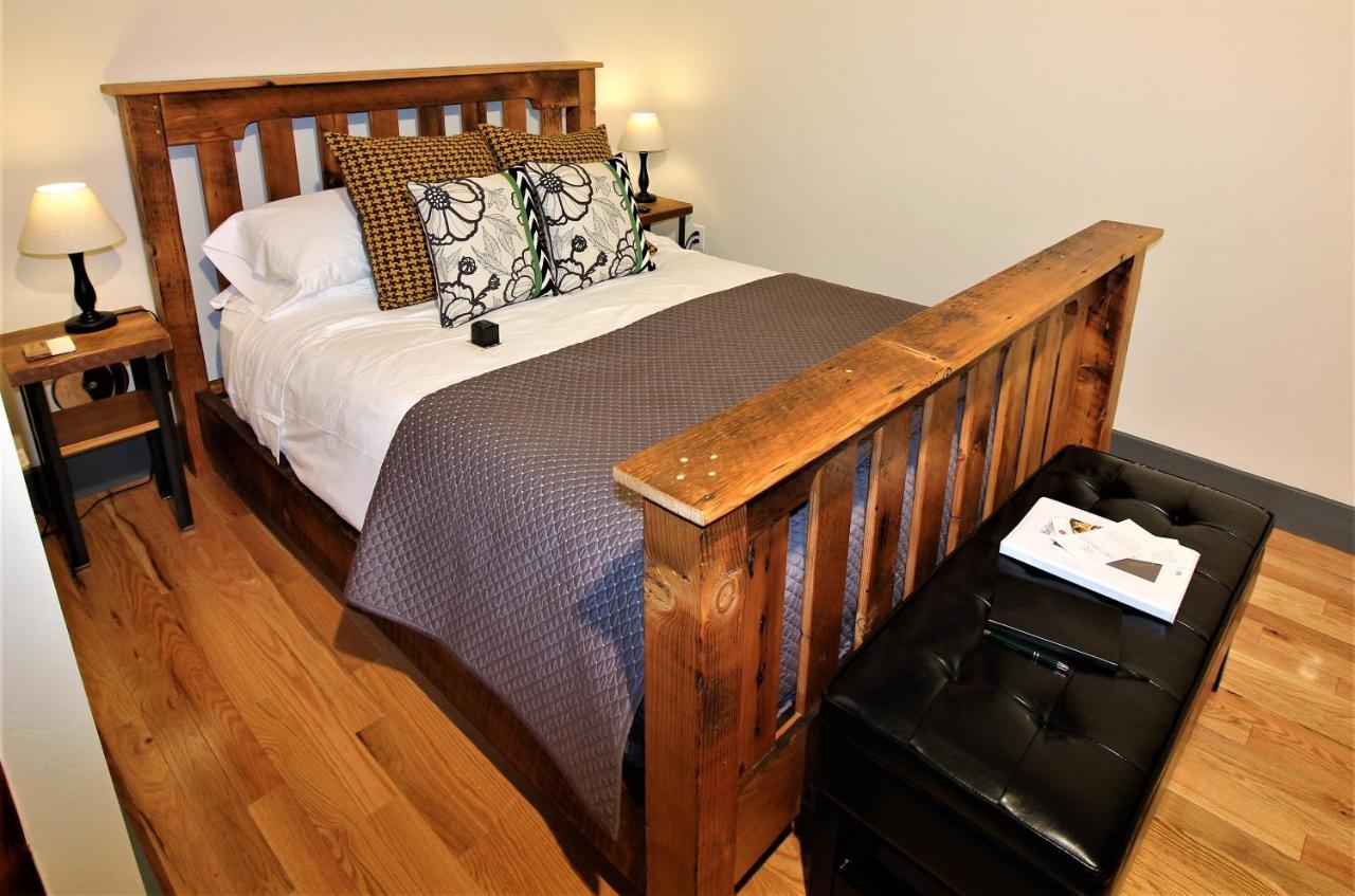 Amity Flats Hotel Esterno foto